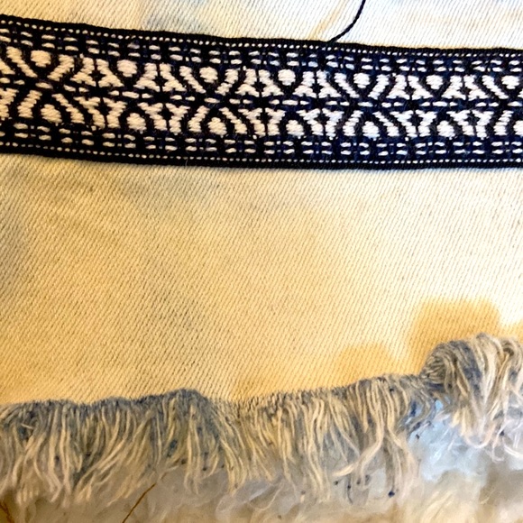 Blank NYC Tapered Jeans - Picture 7 of 7